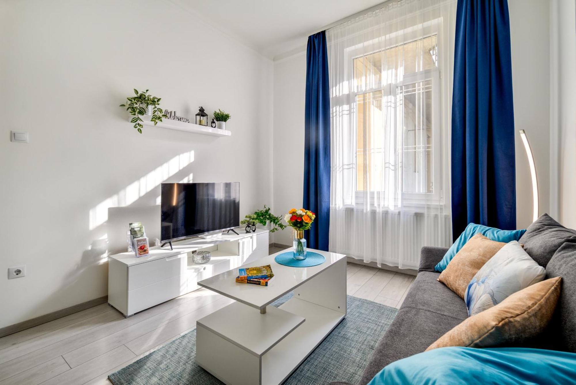 Oasis 2 Bd * Budapeszt