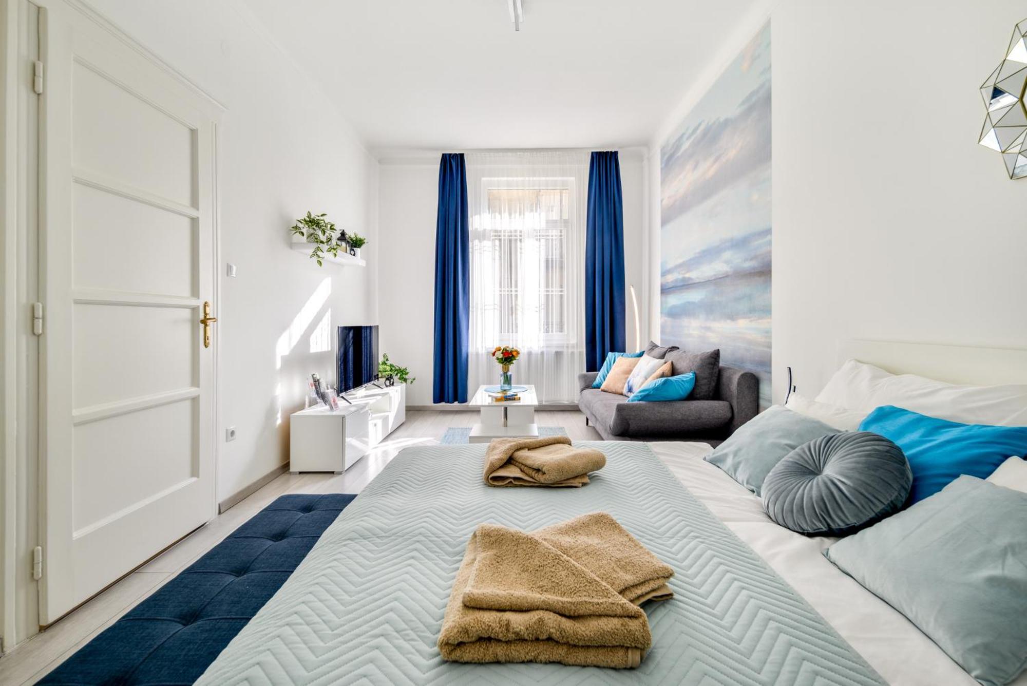 2Br Central Oasis Apartment *