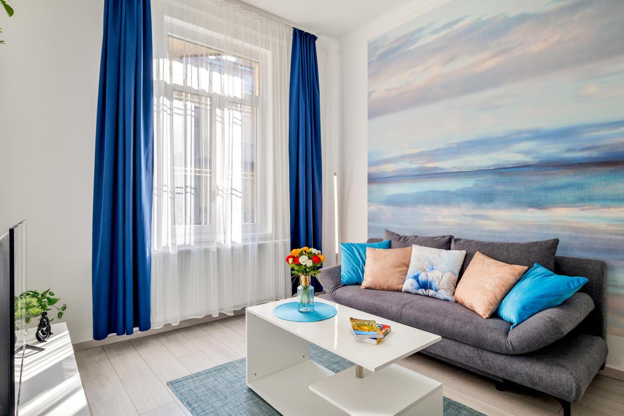 Апартаменти 2Br Central Oasis Apartment *